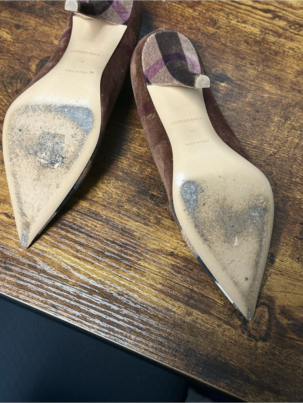 Burberry Black & Cream Check Pointed Toe Pumps - Picture 7 of 8